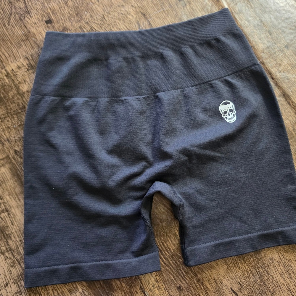 GYMREAPERS Infinity Seamless Shorts Womens XS Charcoal Grey Scrunch Butt Yoga